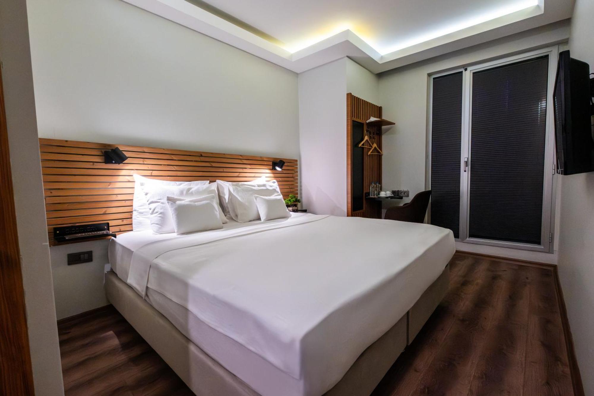 Hotel Discovery 3*
