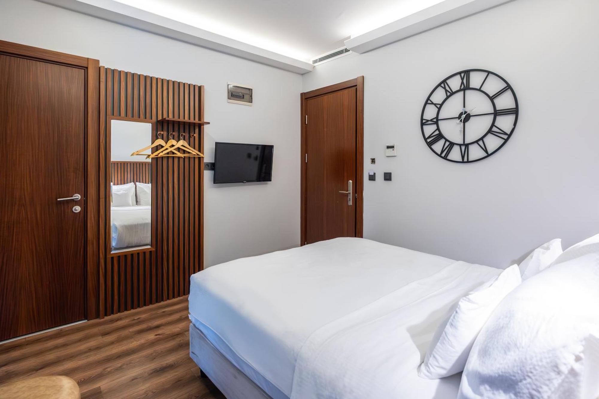 Hotel Discovery 3*