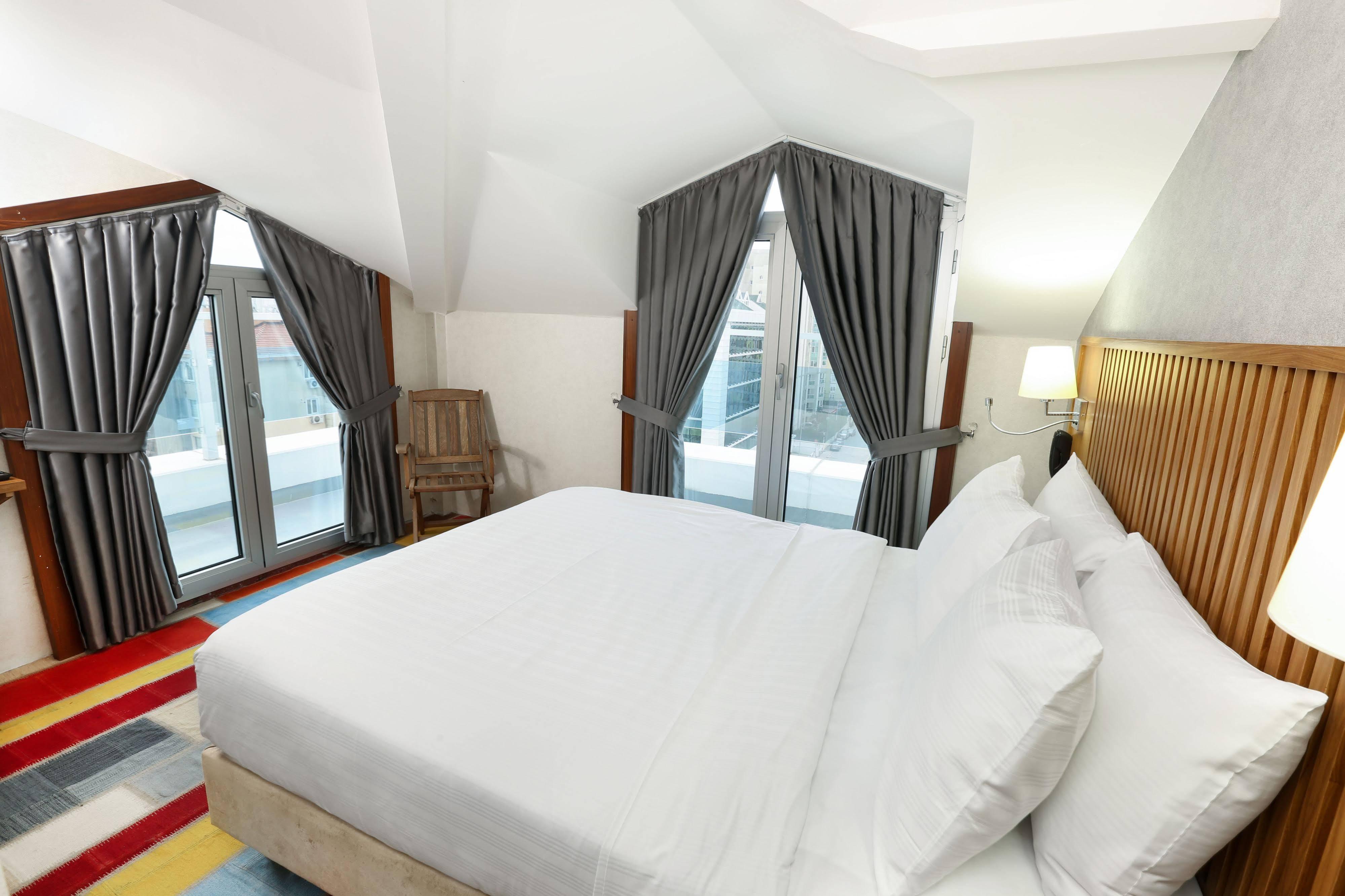 Hotel Discovery
